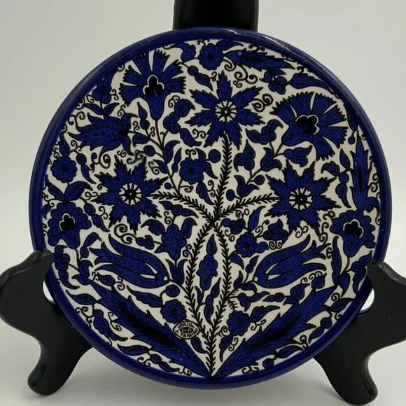 Handmade J. Tamimi Jerusalem Blue and White Floral Plate Wall Hanging 6 1/2" - Picture 5 of 6